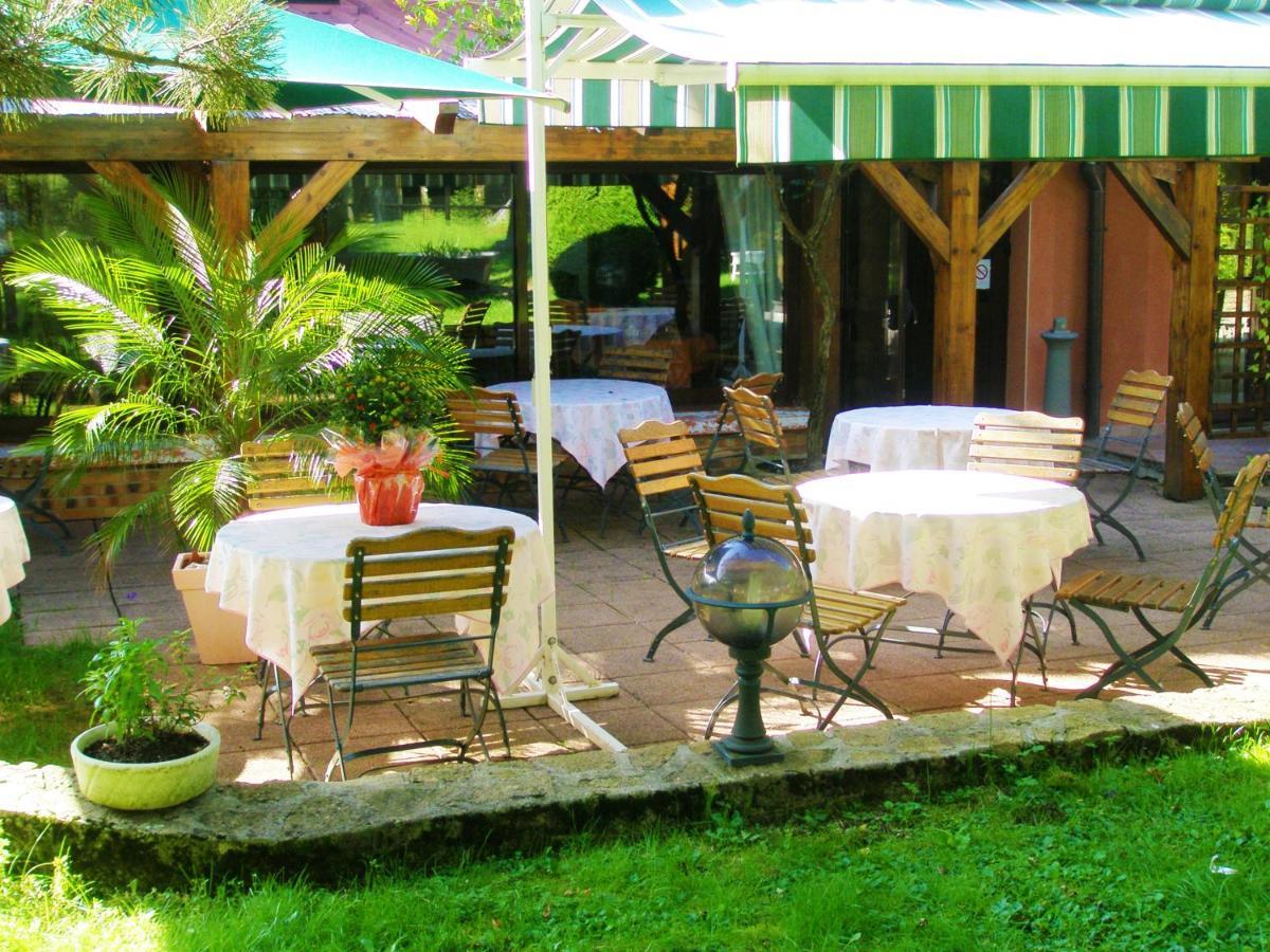 L'Auberge Des Gourmets Hotel Restaurant Le Vaudioux Exterior foto